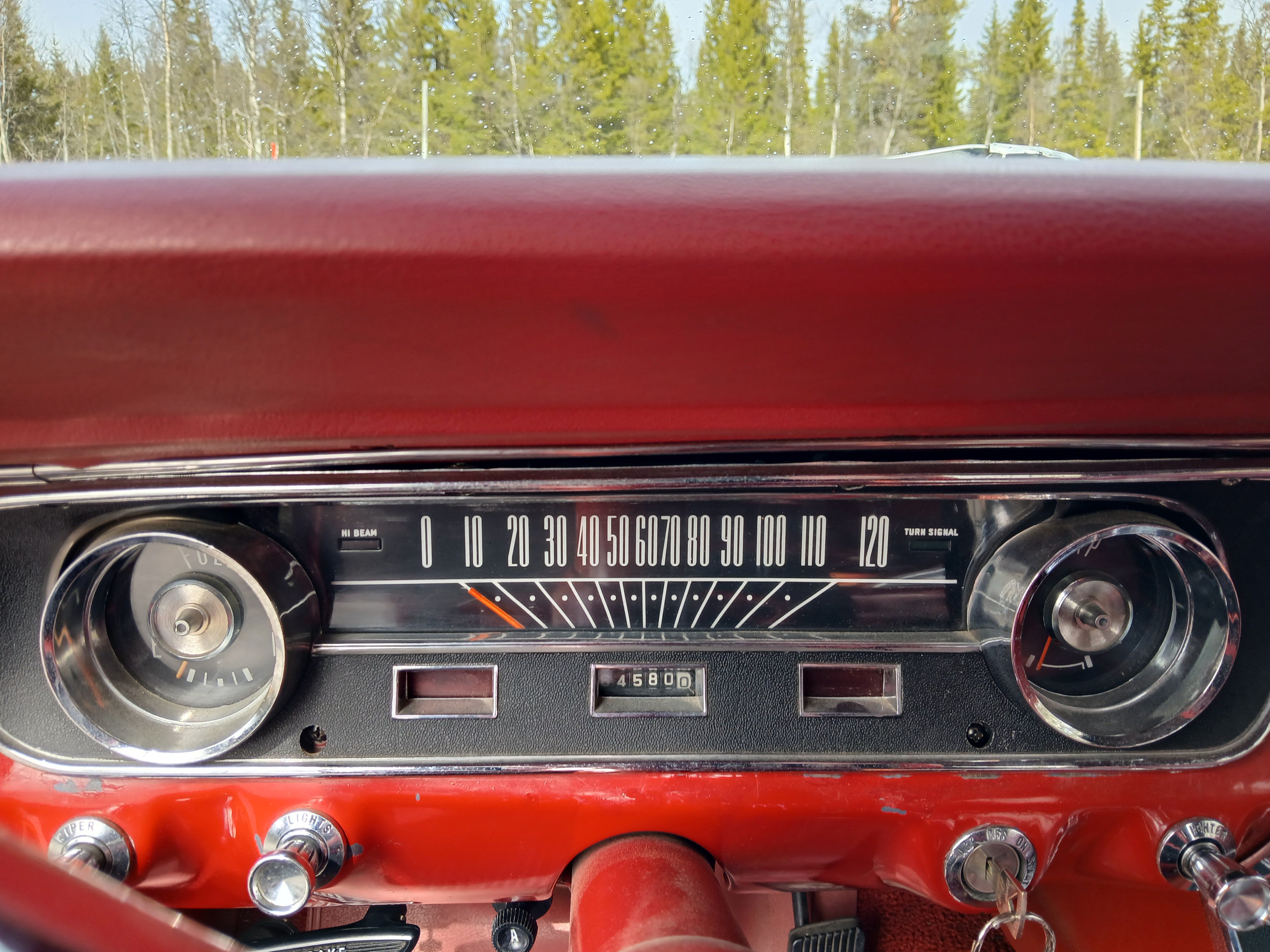 Vehicle Image 15