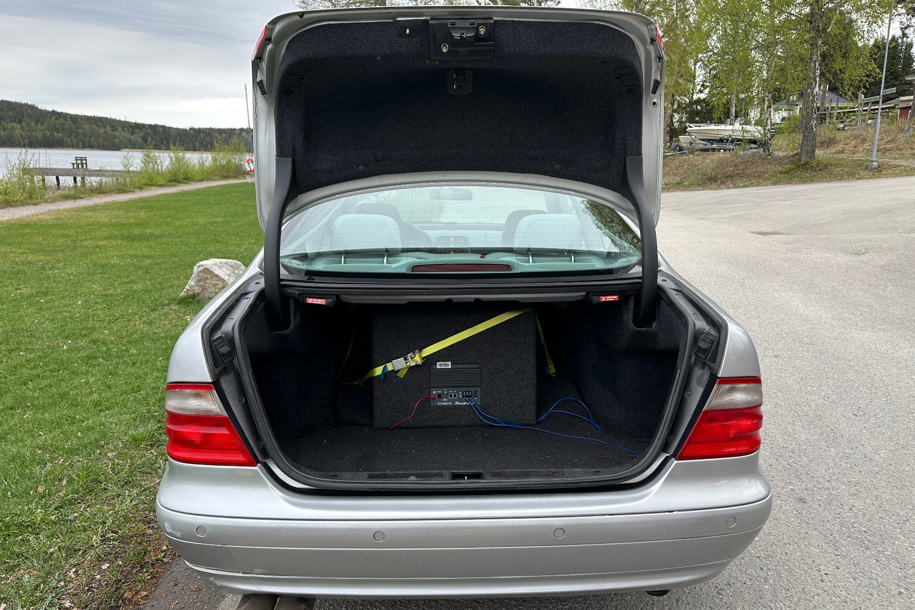 Vehicle Image 27