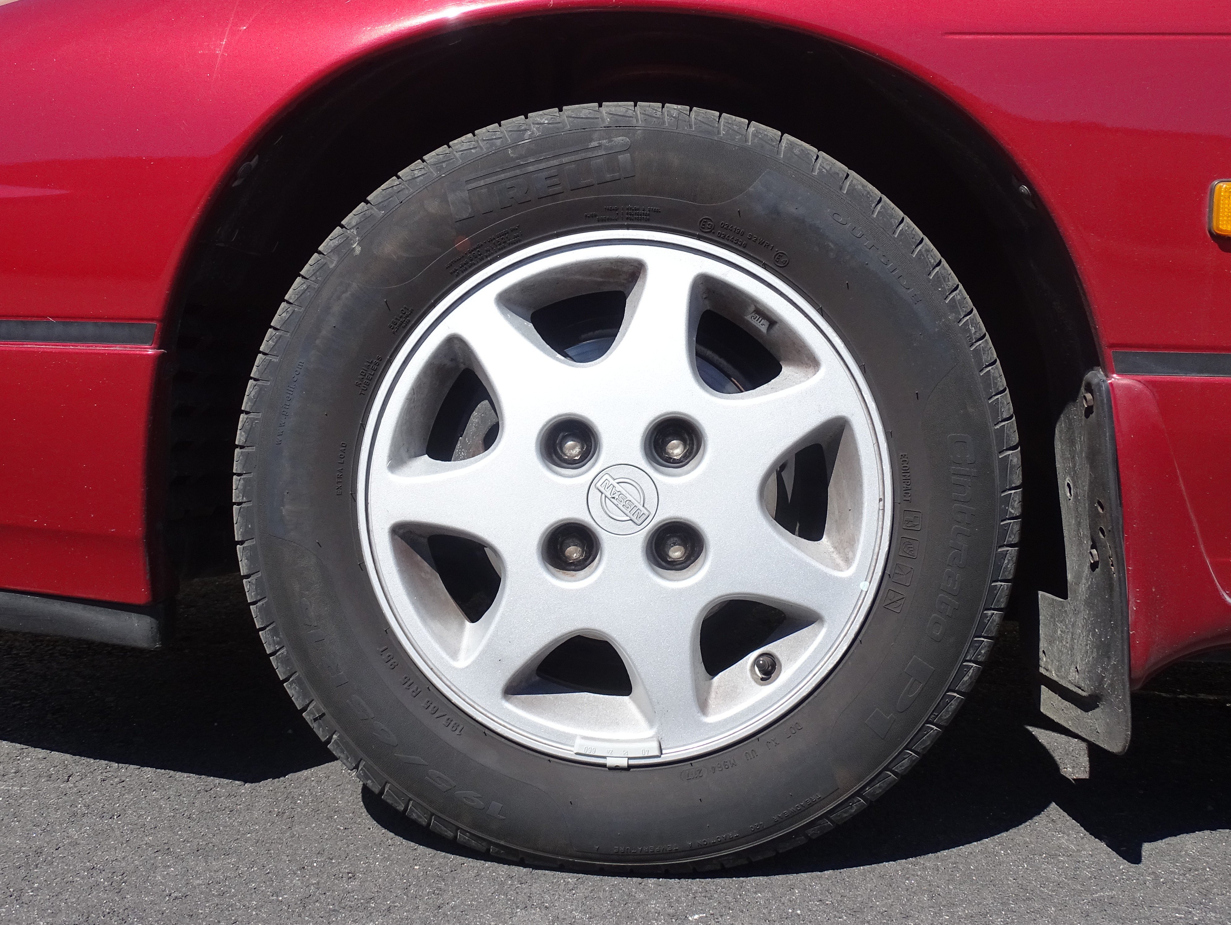 Vehicle Image 16