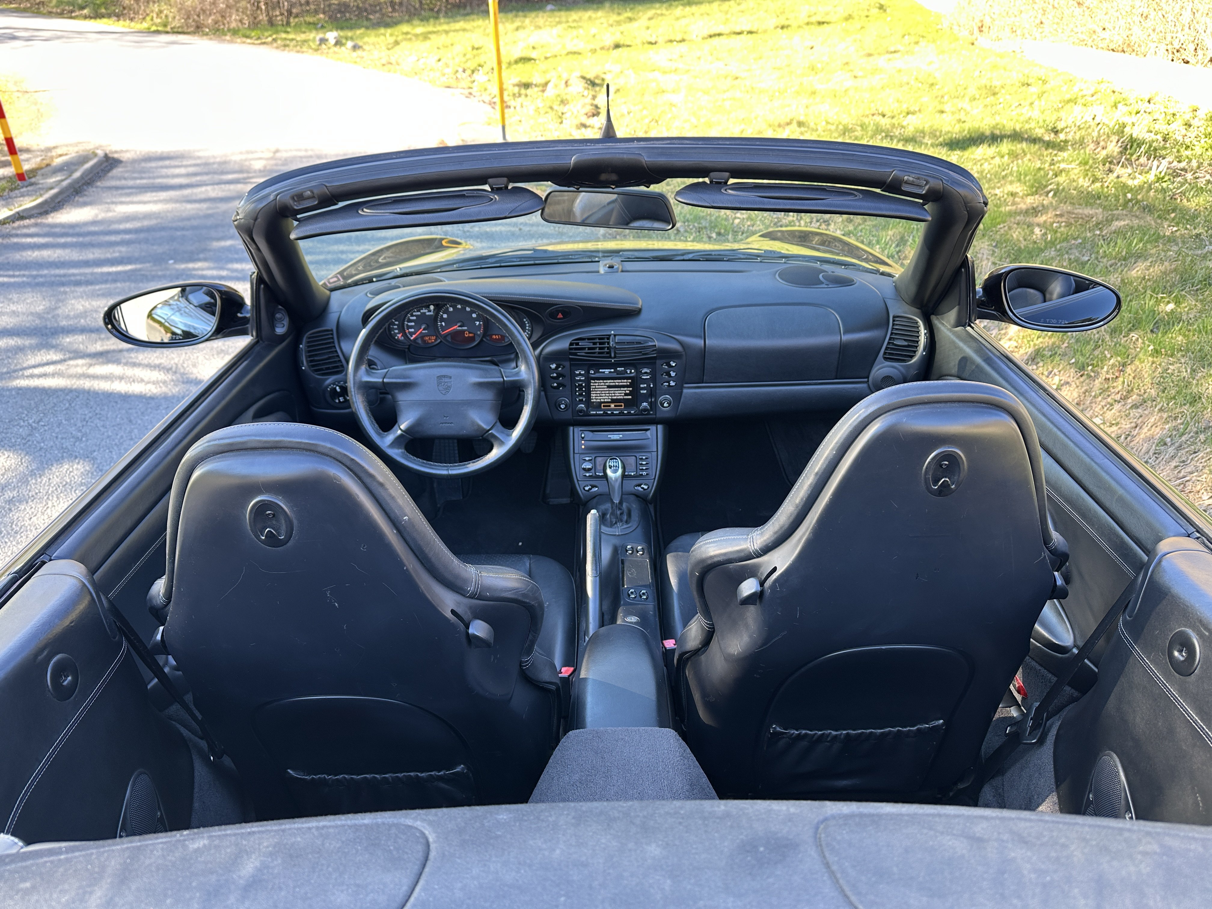 Vehicle Image 38