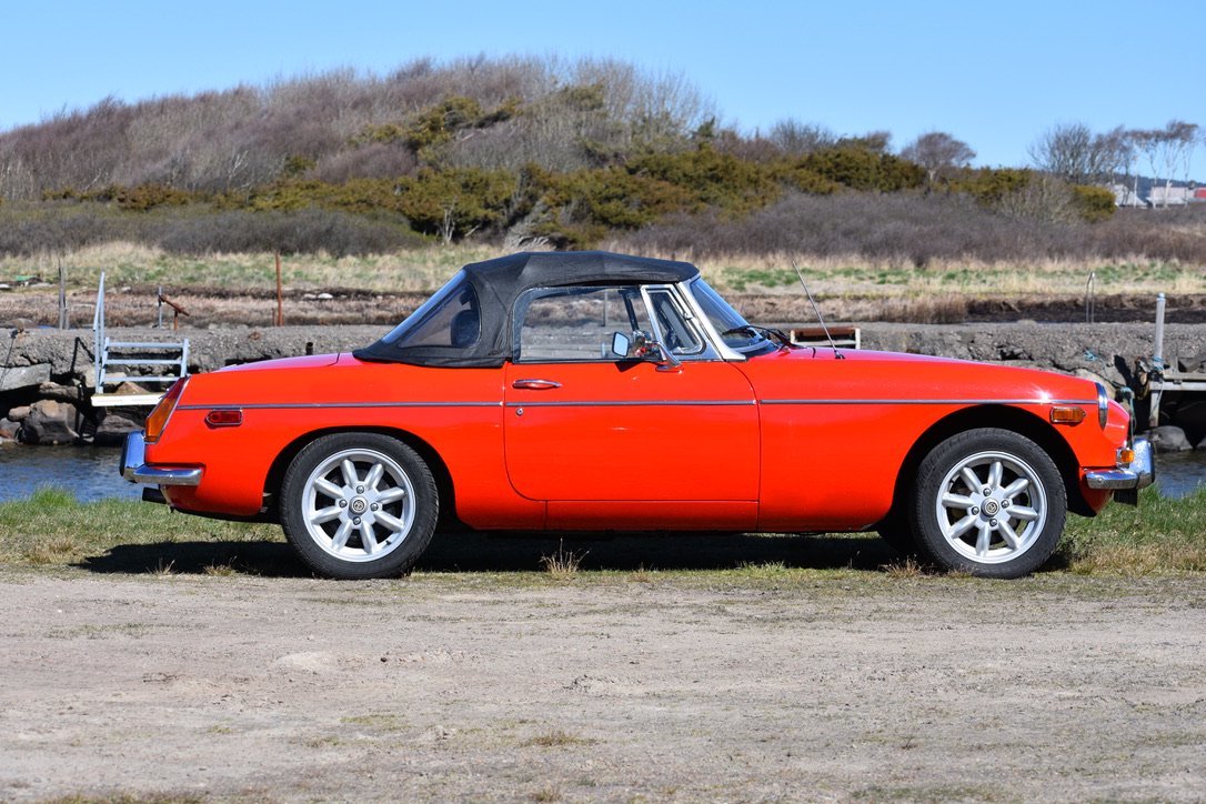 Vehicle Image 24