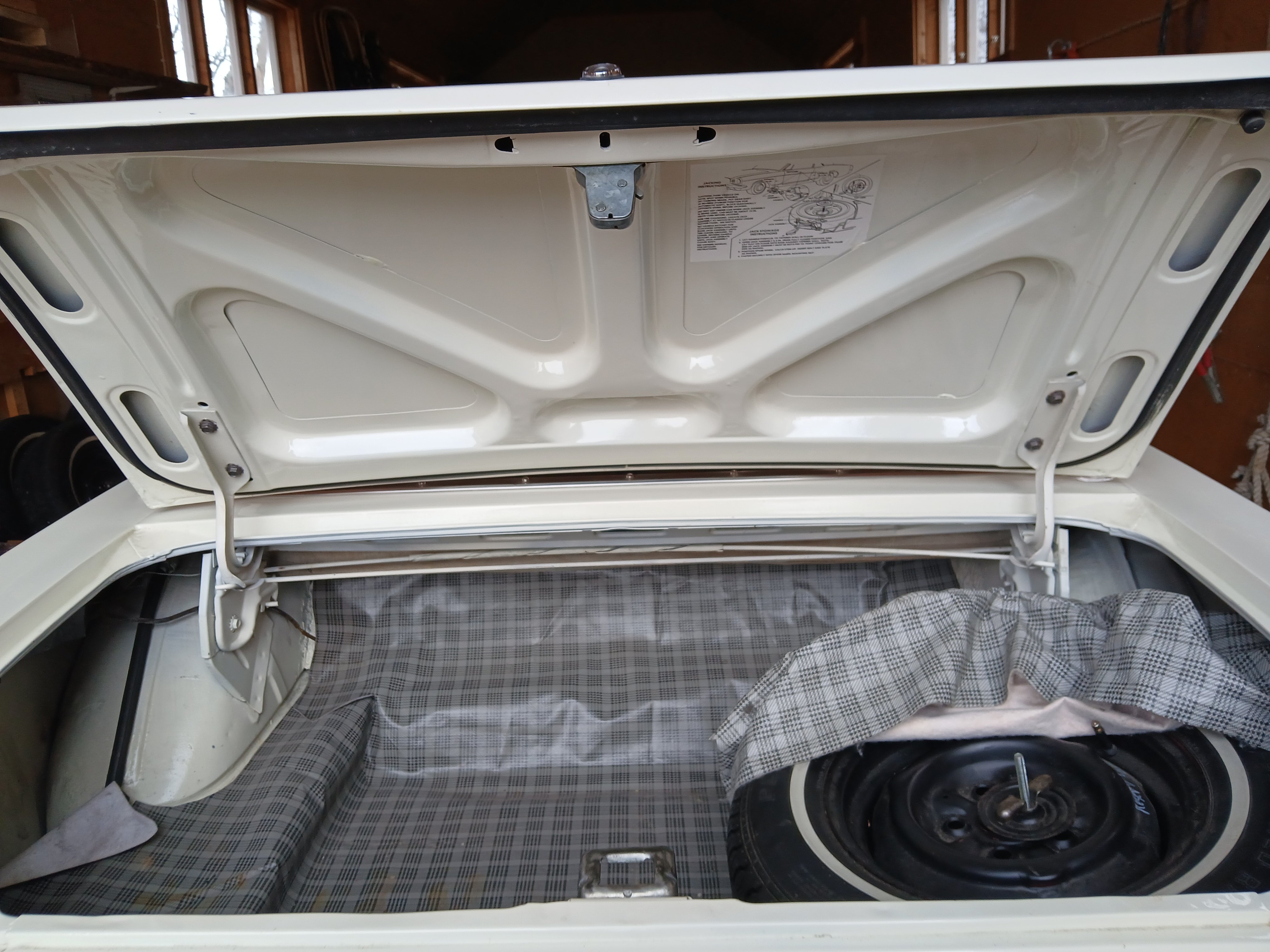Vehicle Image 36