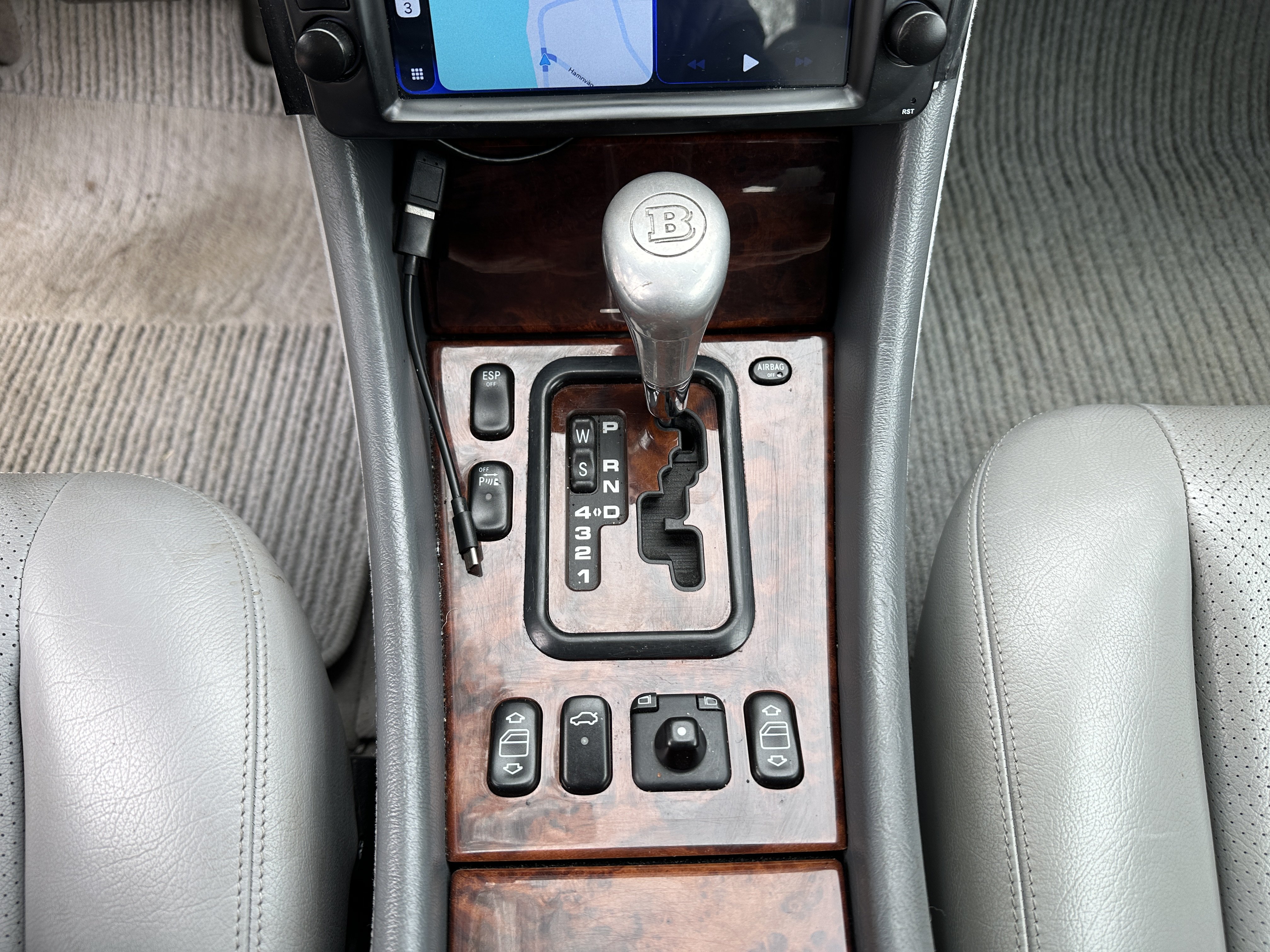 Vehicle Image 52