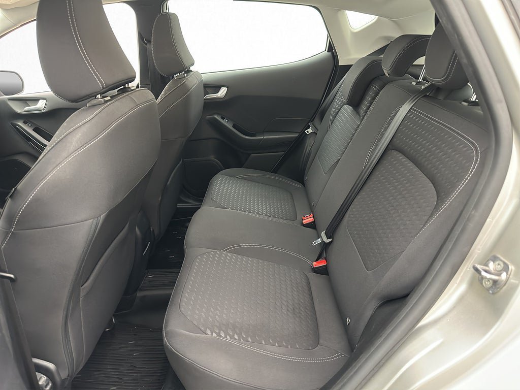 Vehicle Image 20