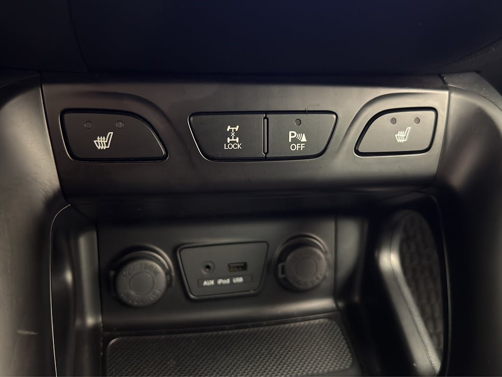 Vehicle Image 22