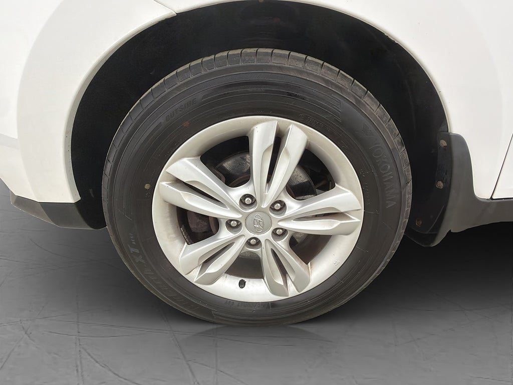 Vehicle Image 30