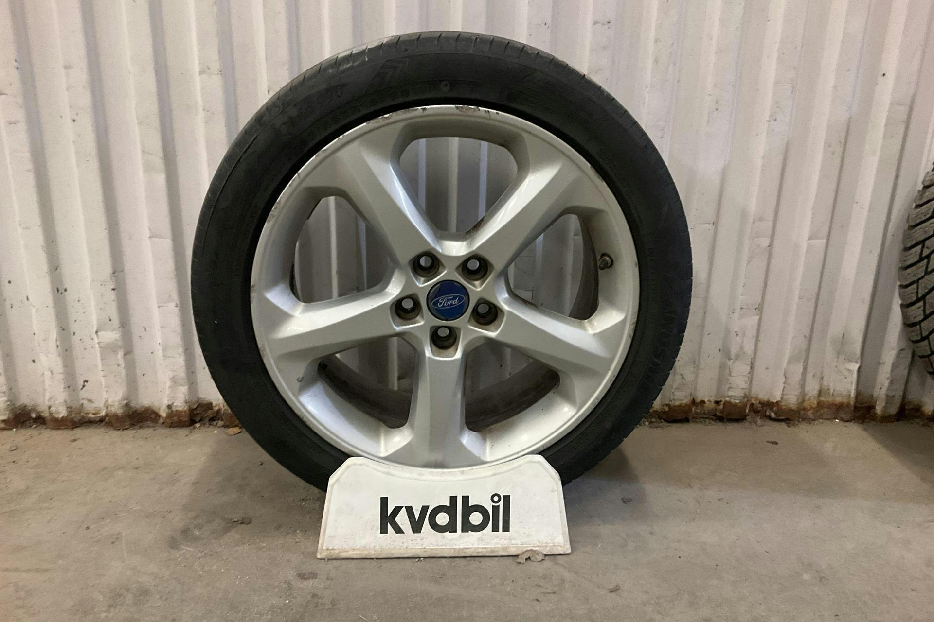 Vehicle Image 18