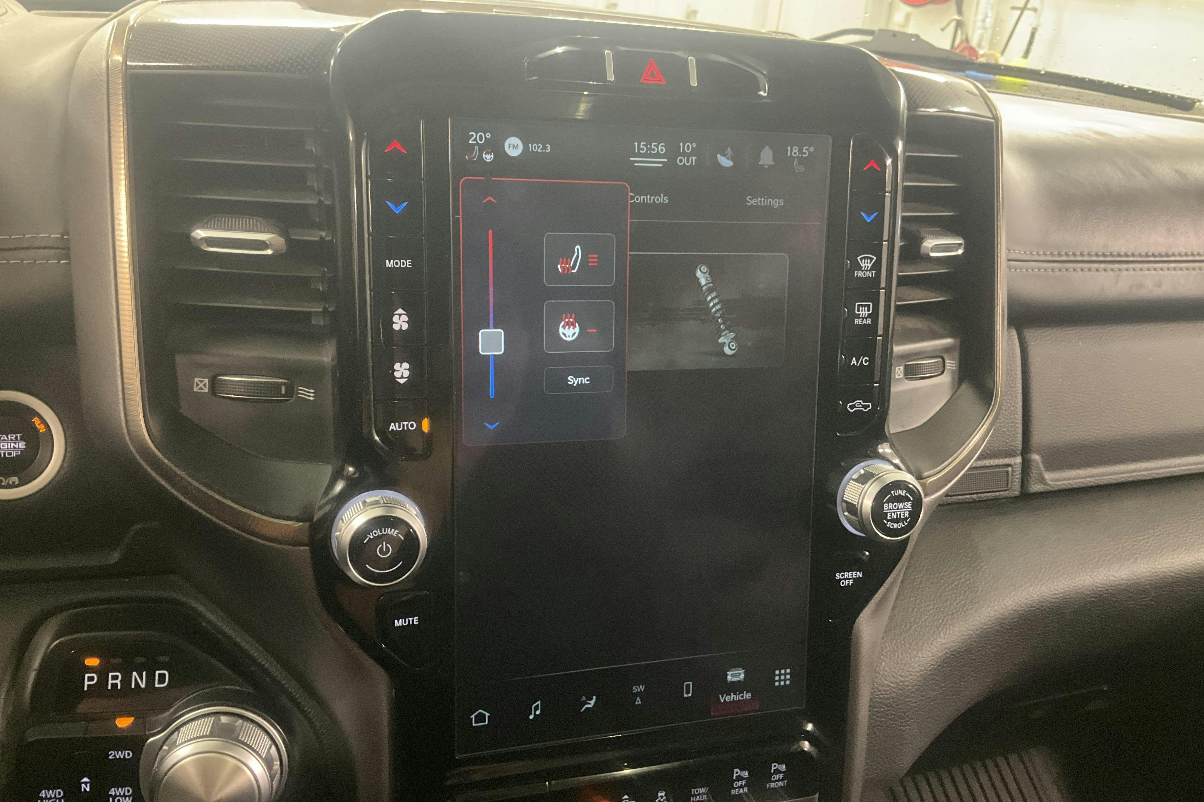 Vehicle Image 15