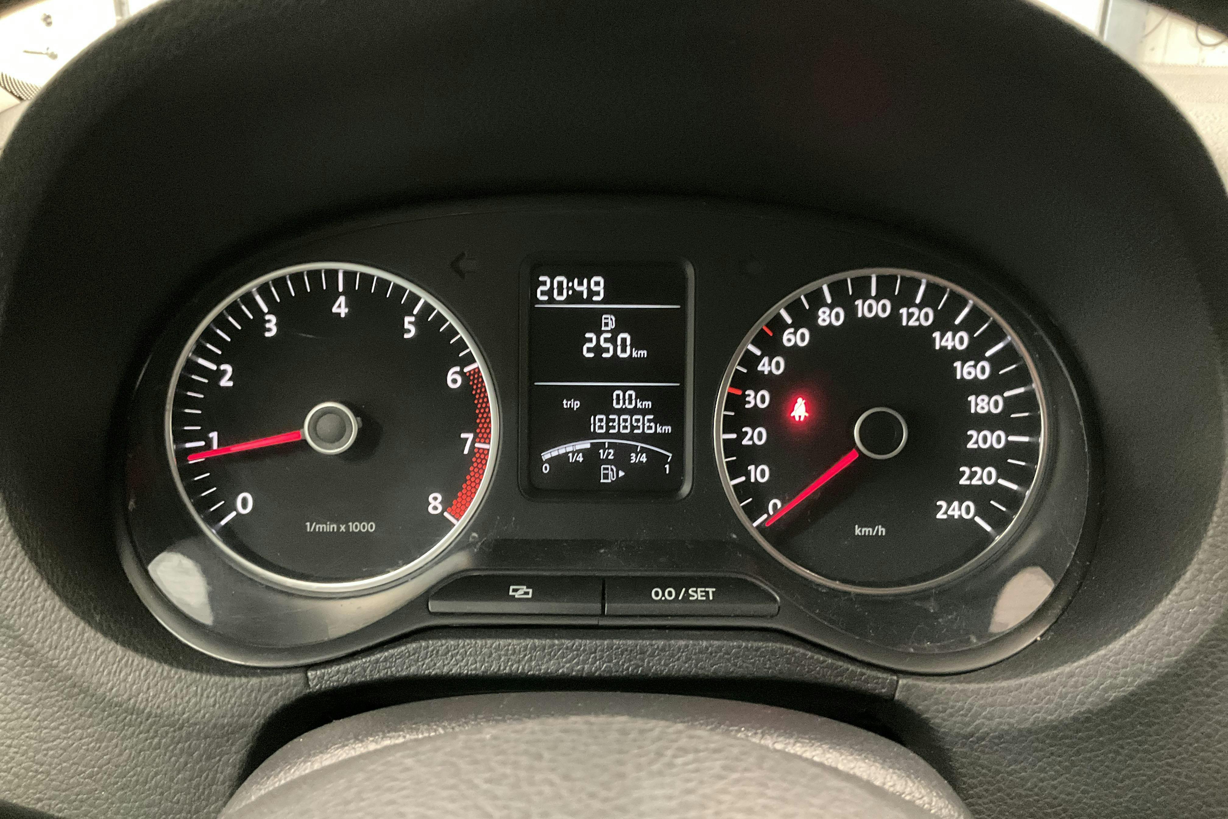 Vehicle Image 10