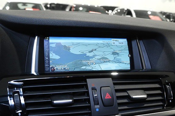 Vehicle Image 24