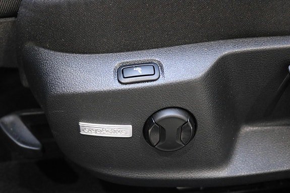Vehicle Image 29
