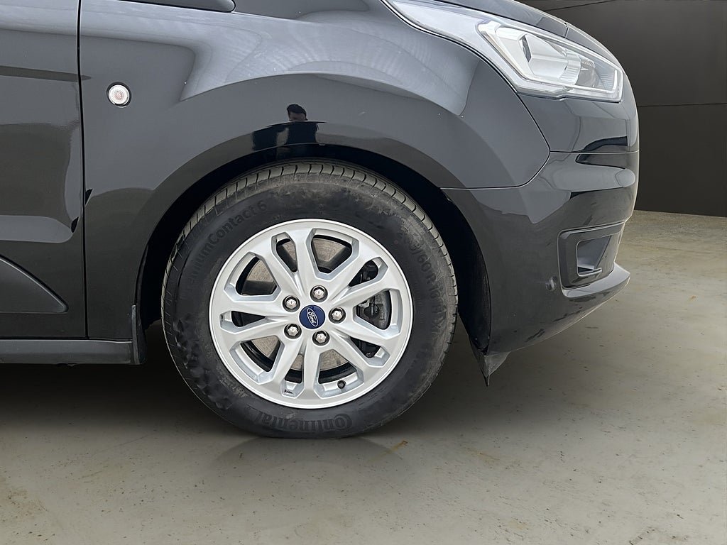 Vehicle Image 27