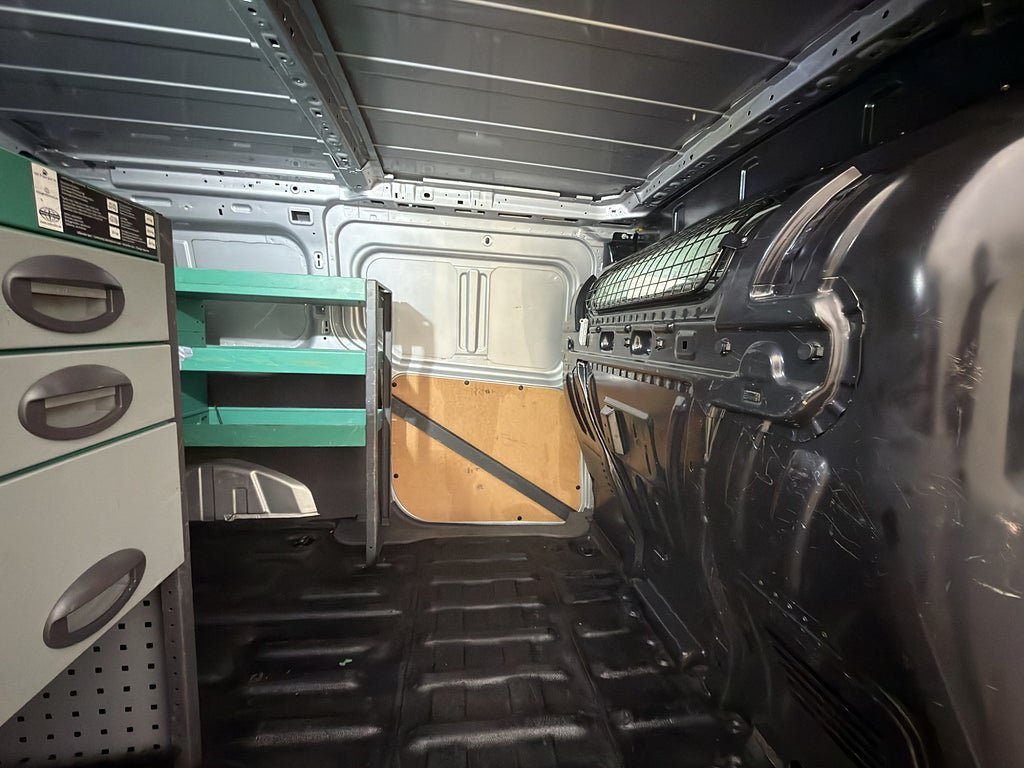 Vehicle Image 13