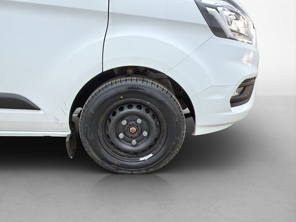 Vehicle Image 30