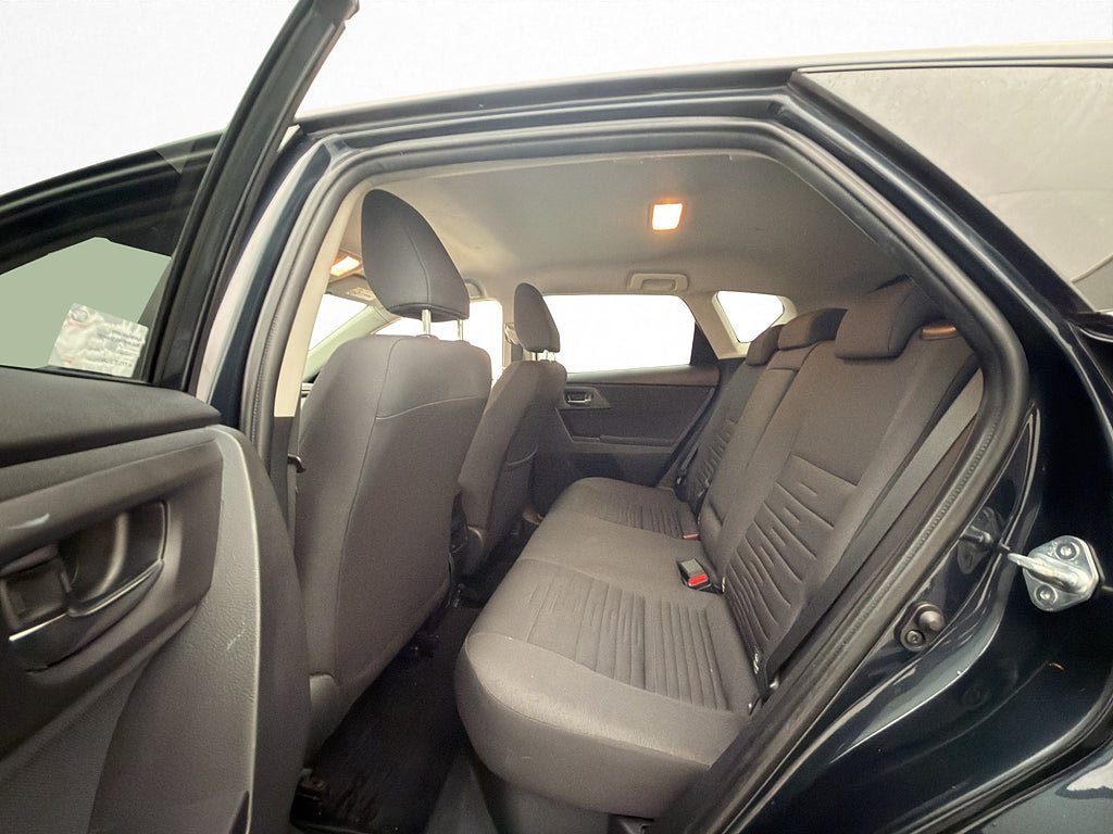 Vehicle Image 13