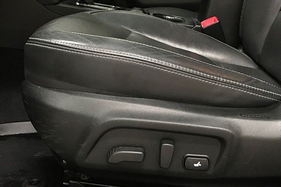 Vehicle Image 29