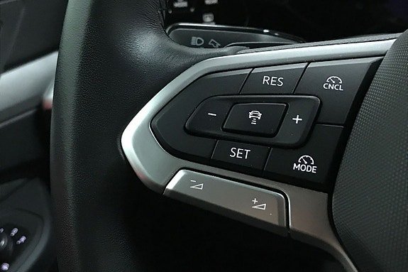 Vehicle Image 29