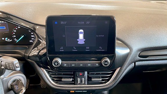 Vehicle Image 15