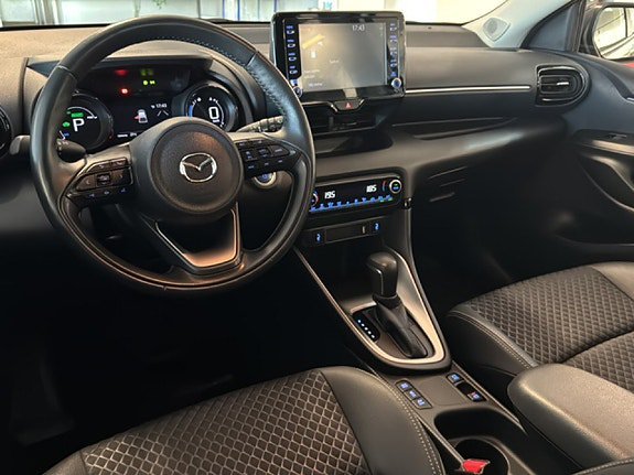 Vehicle Image 11