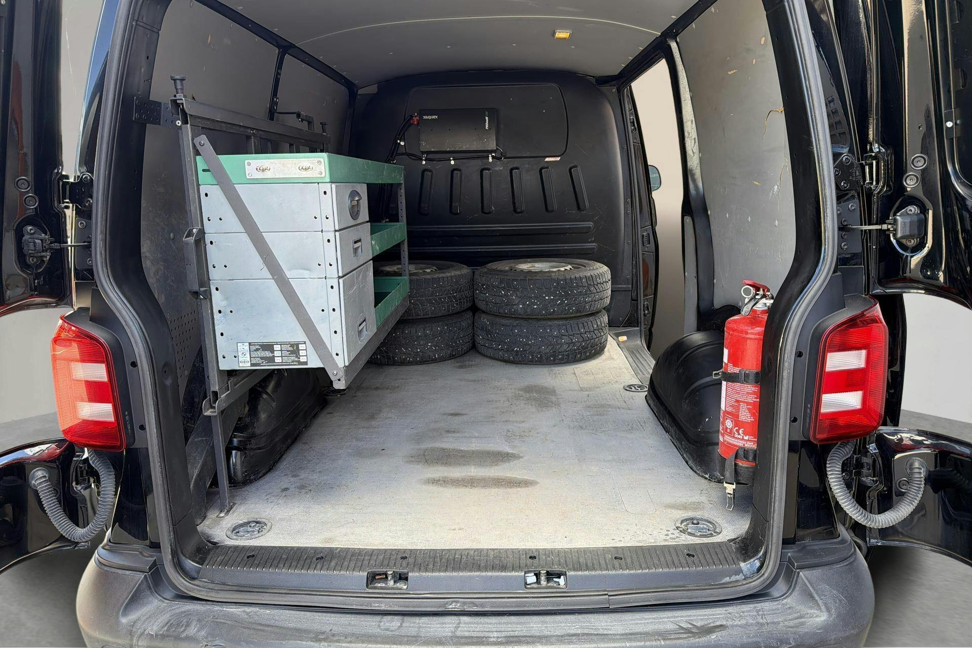 Vehicle Image 8