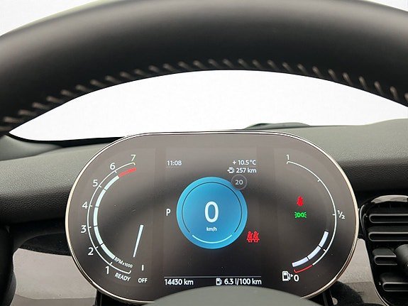 Vehicle Image 14