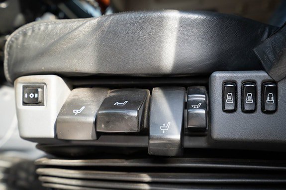 Vehicle Image 34