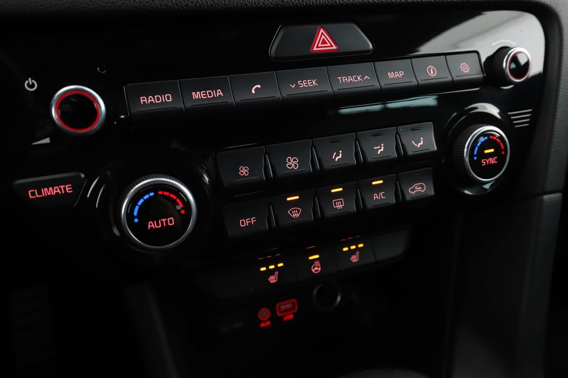 Vehicle Image 23