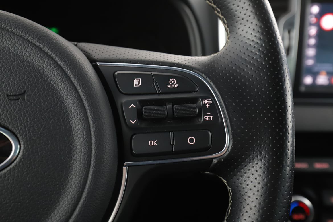 Vehicle Image 26