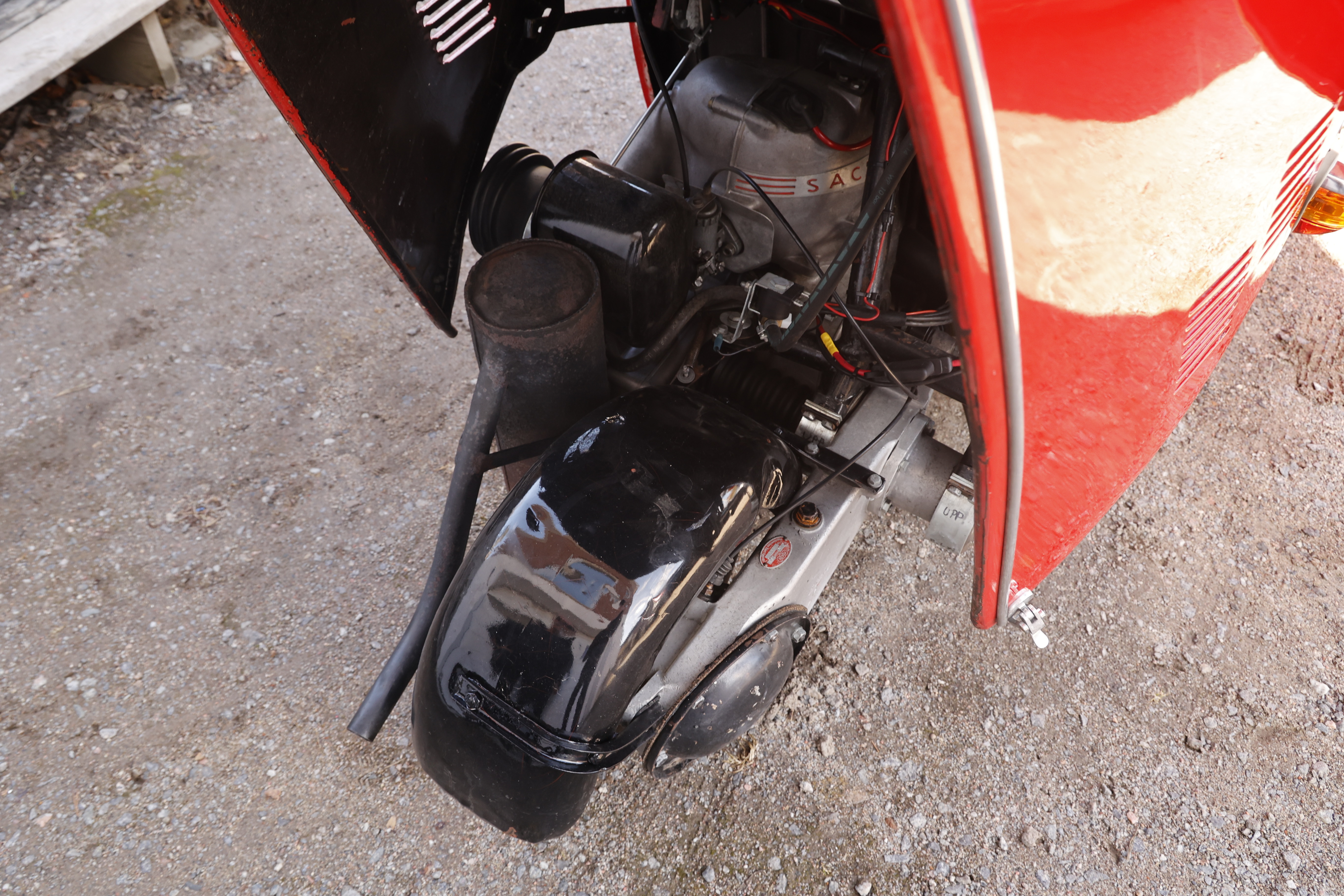 Vehicle Image 22