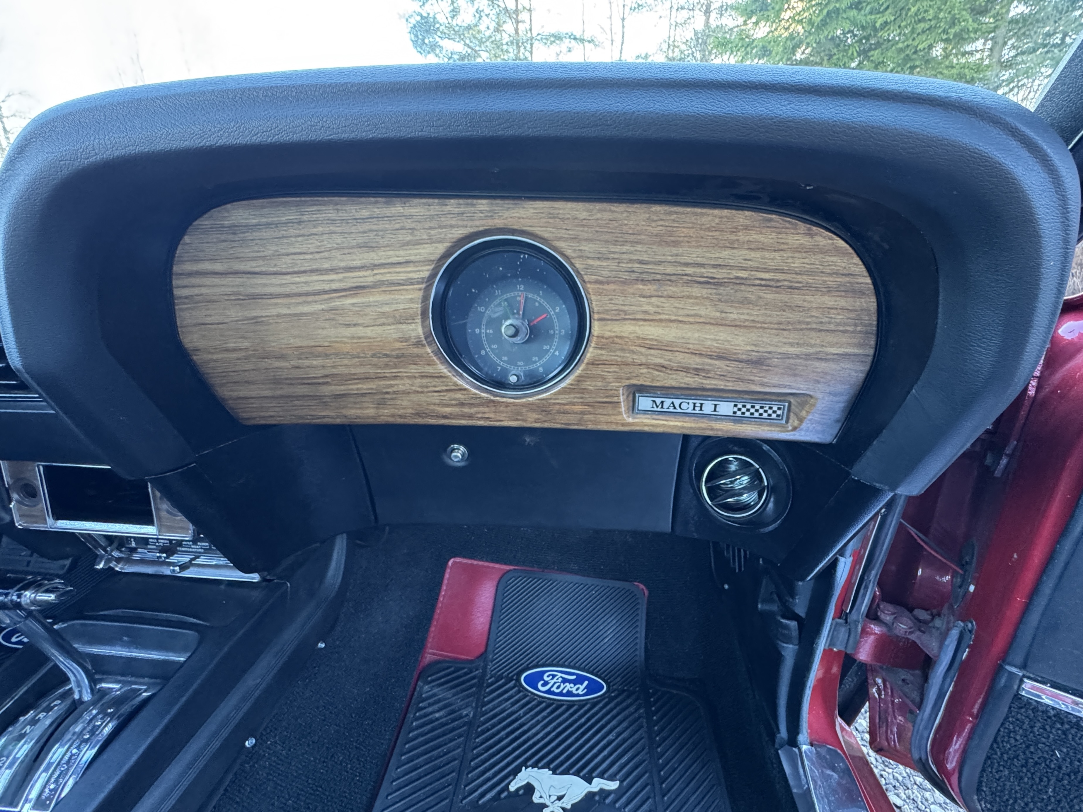 Vehicle Image 120