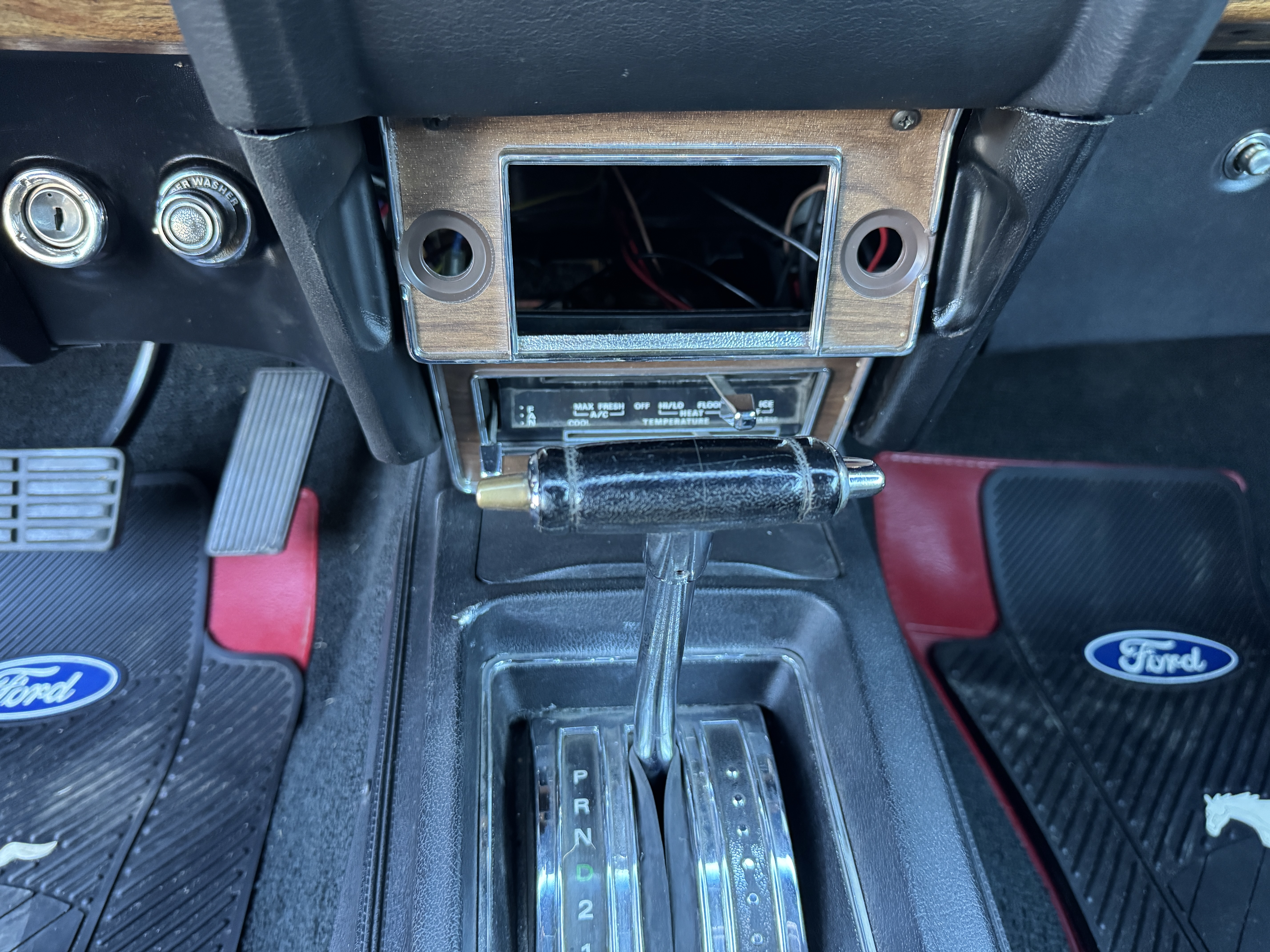 Vehicle Image 123
