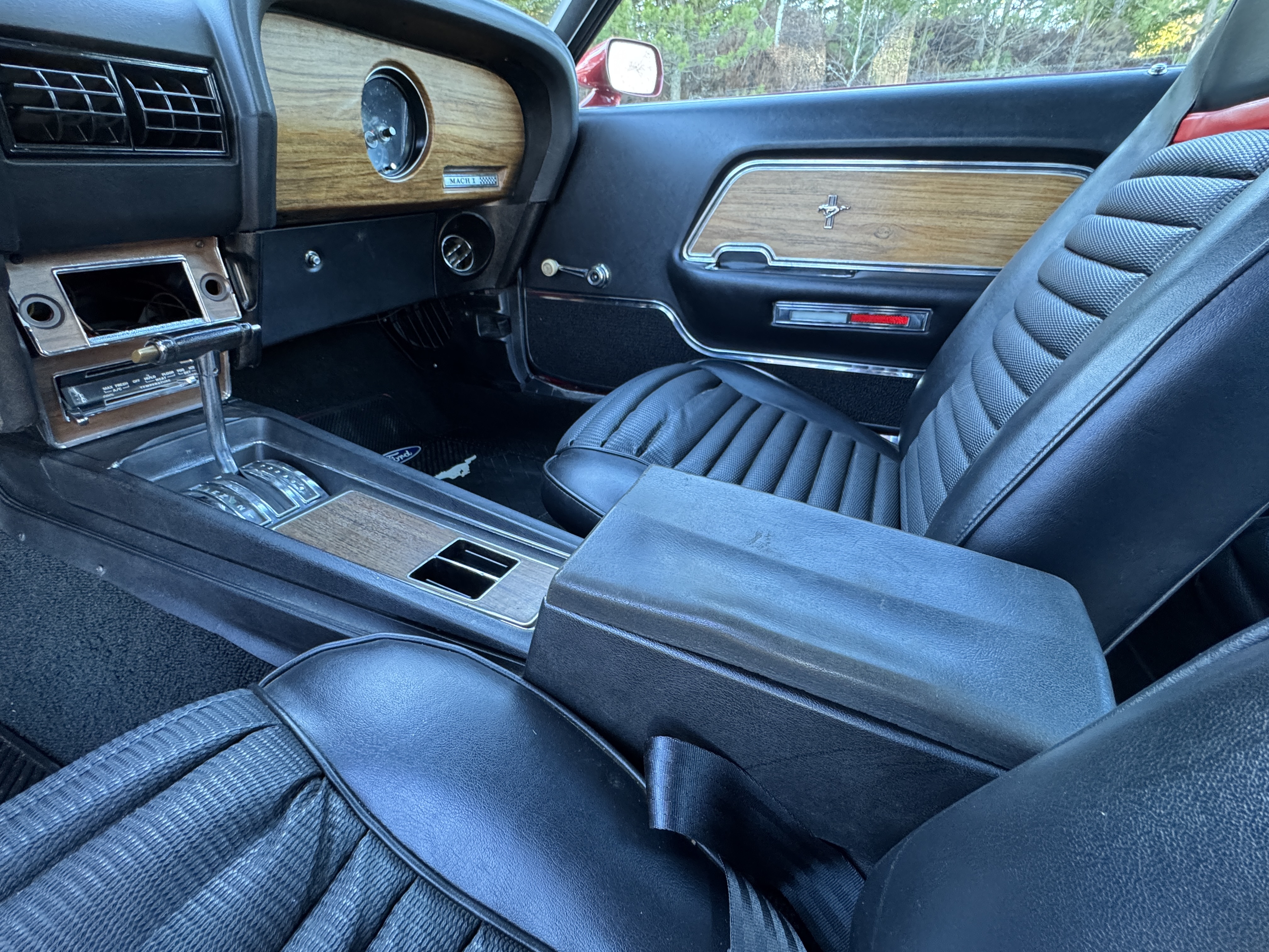 Vehicle Image 128