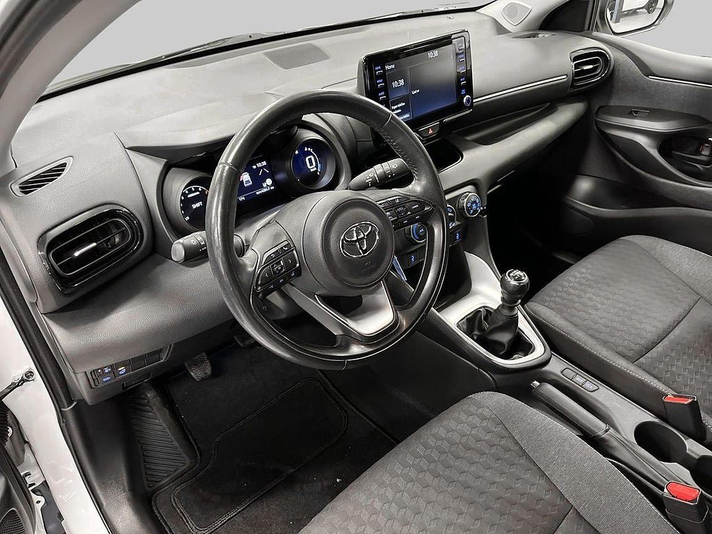 Vehicle Image 14