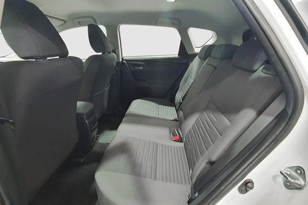 Vehicle Image 19