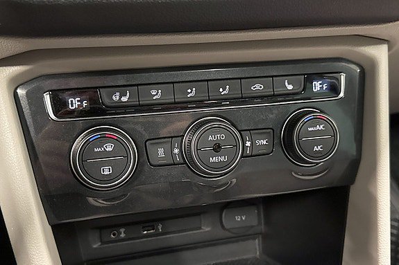 Vehicle Image 27