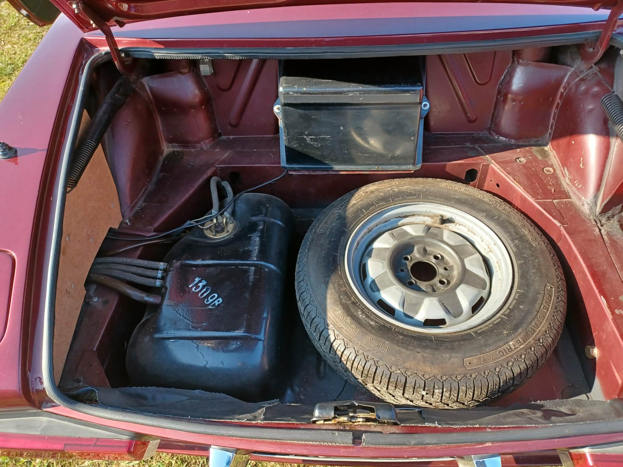 Vehicle Image 21