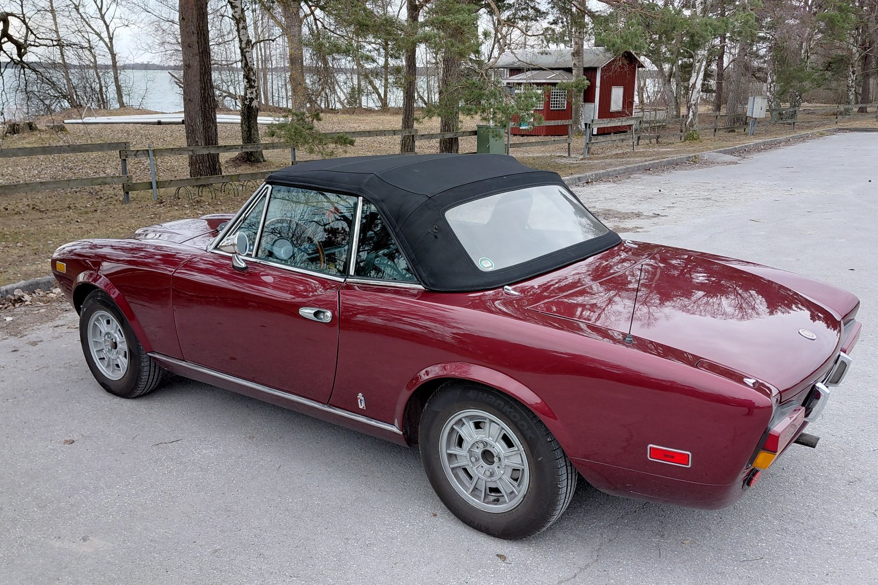 Vehicle Image 23