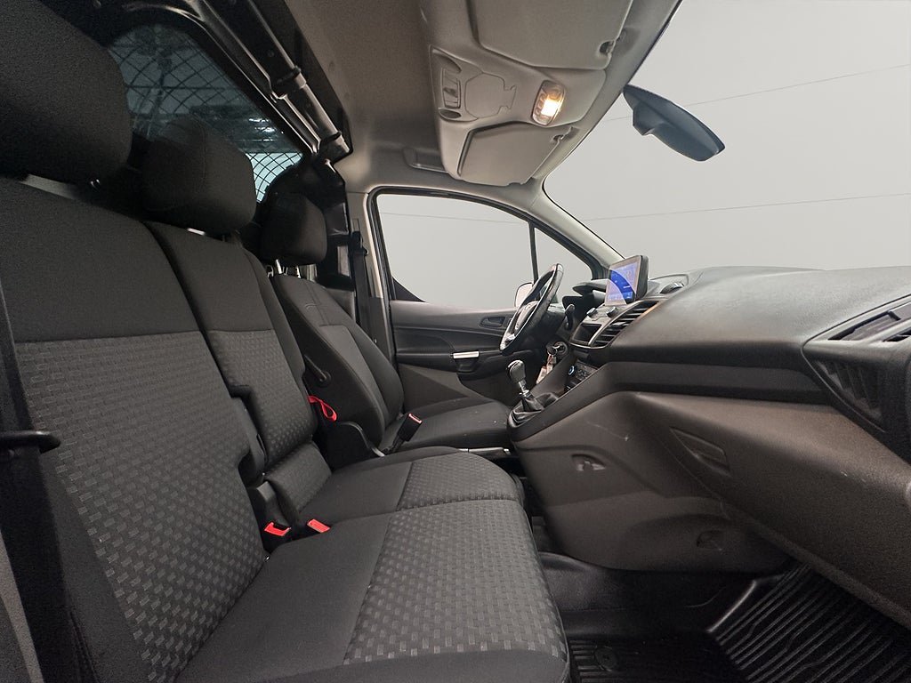 Vehicle Image 24