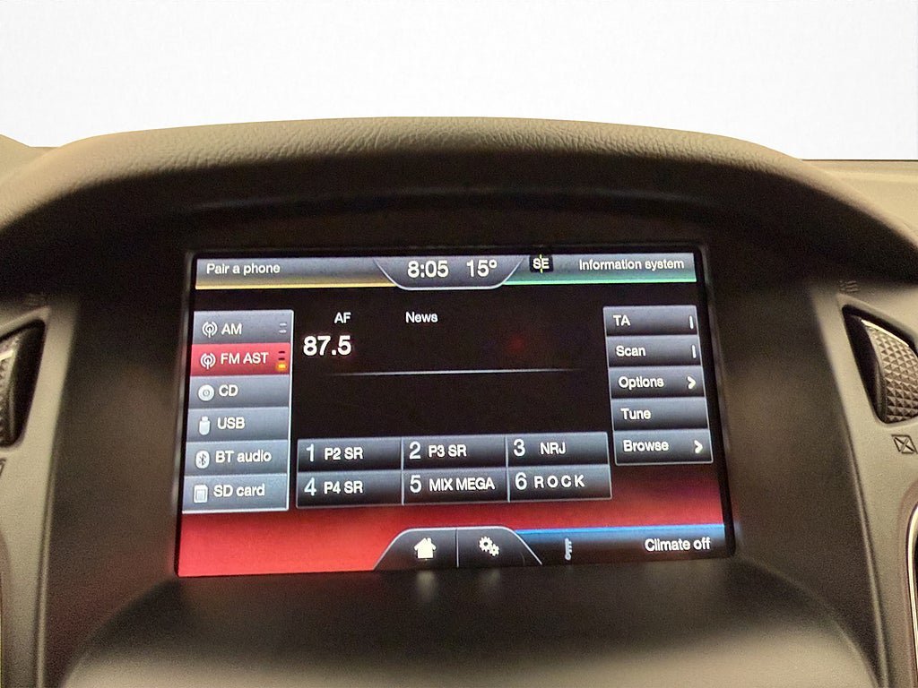 Vehicle Image 15