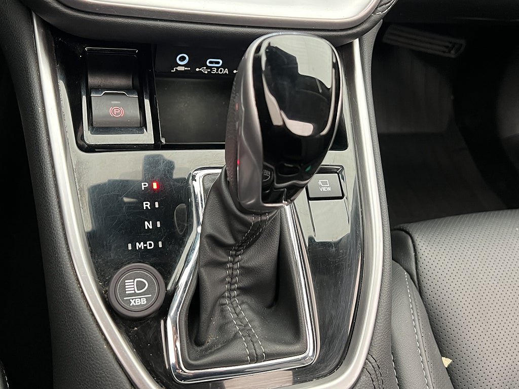 Vehicle Image 24