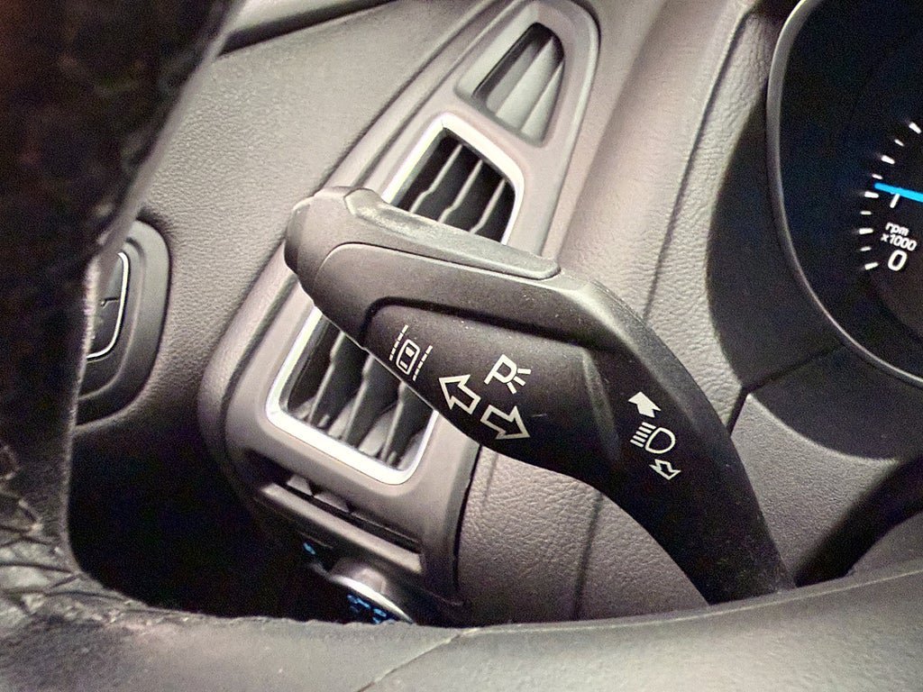 Vehicle Image 27