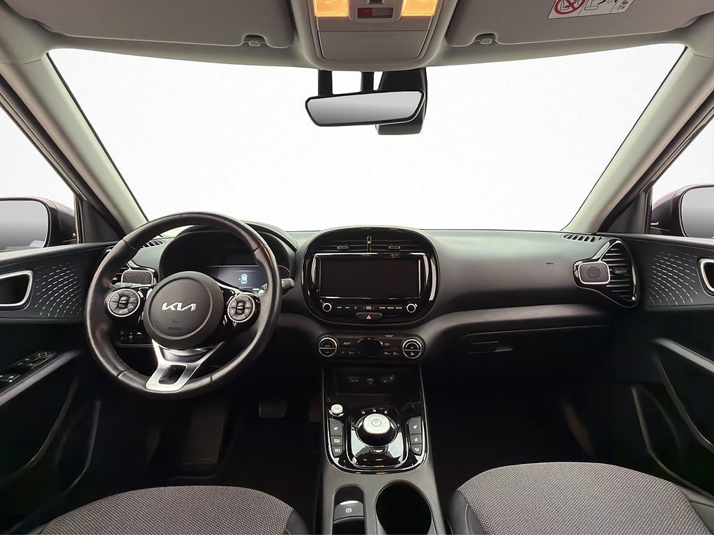 Vehicle Image 23
