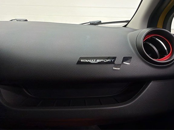 Vehicle Image 29