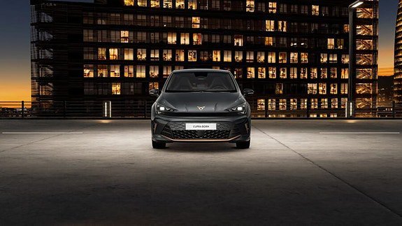 Vehicle Image 8