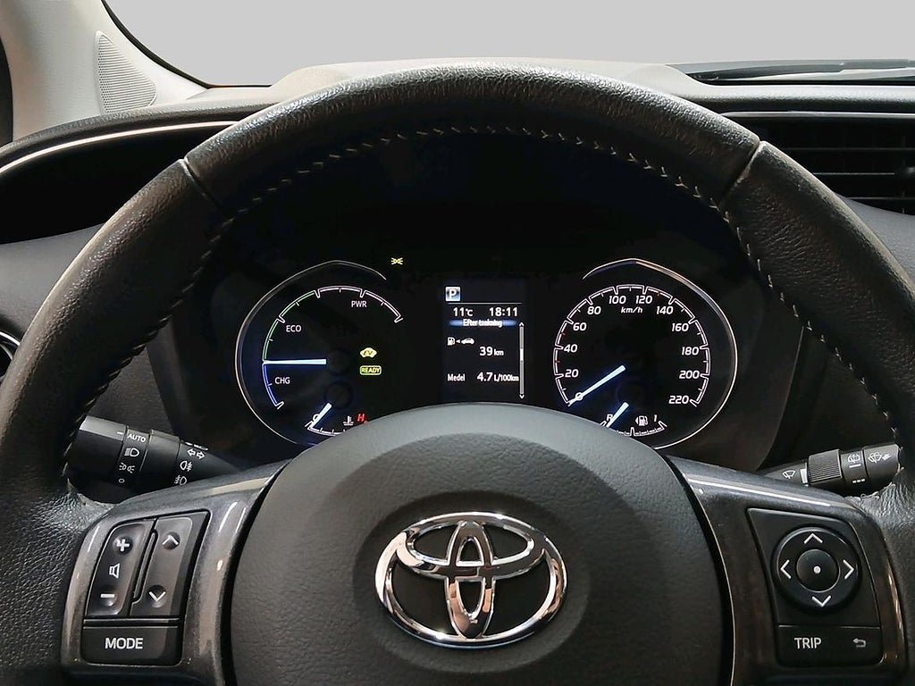 Vehicle Image 15