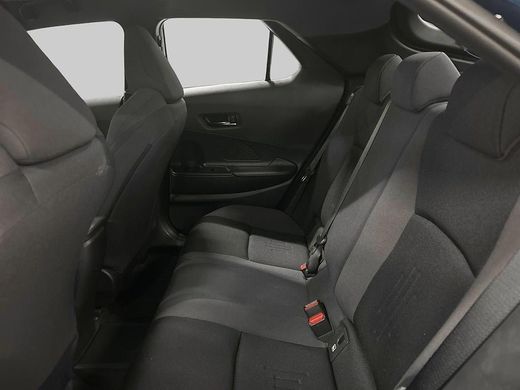 Vehicle Image 11