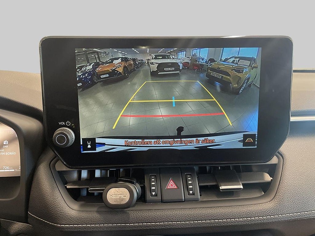 Vehicle Image 16