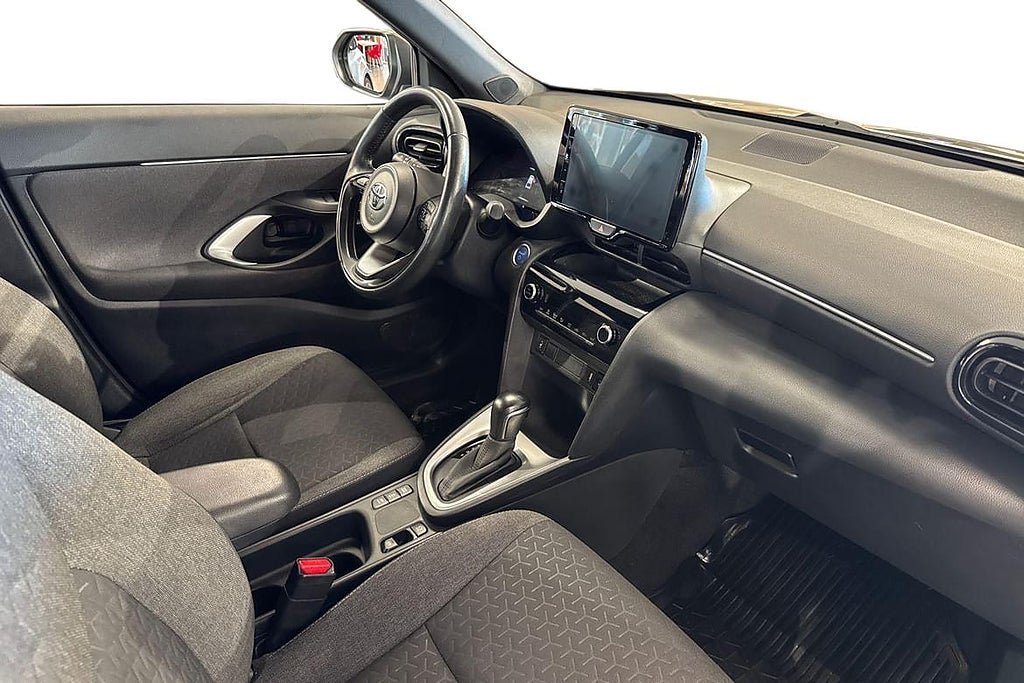 Vehicle Image 7