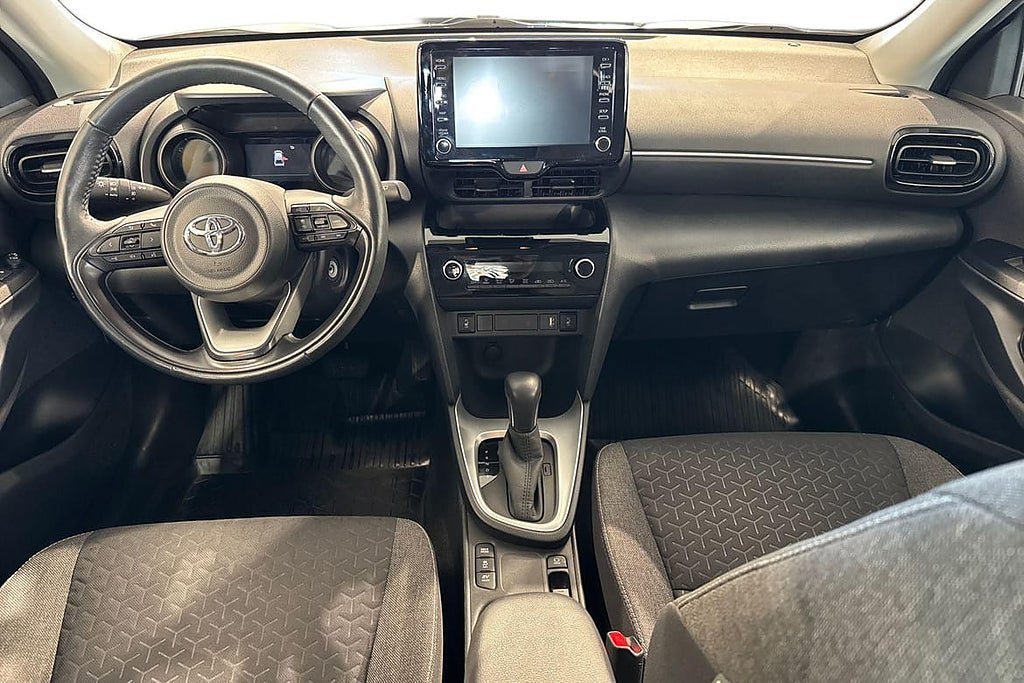 Vehicle Image 10