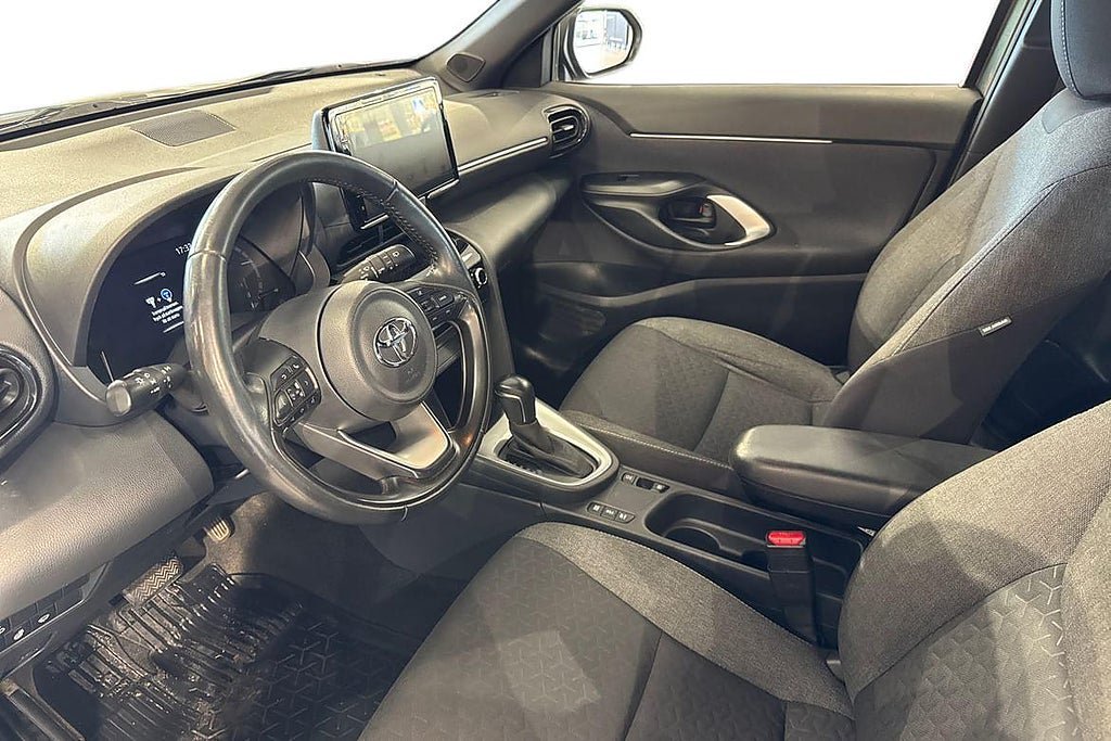Vehicle Image 14